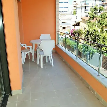 Apartamento Clara Garden Lloret de Mar